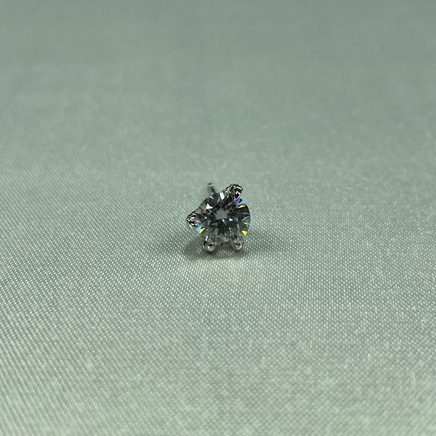 Claw Stud Earrings